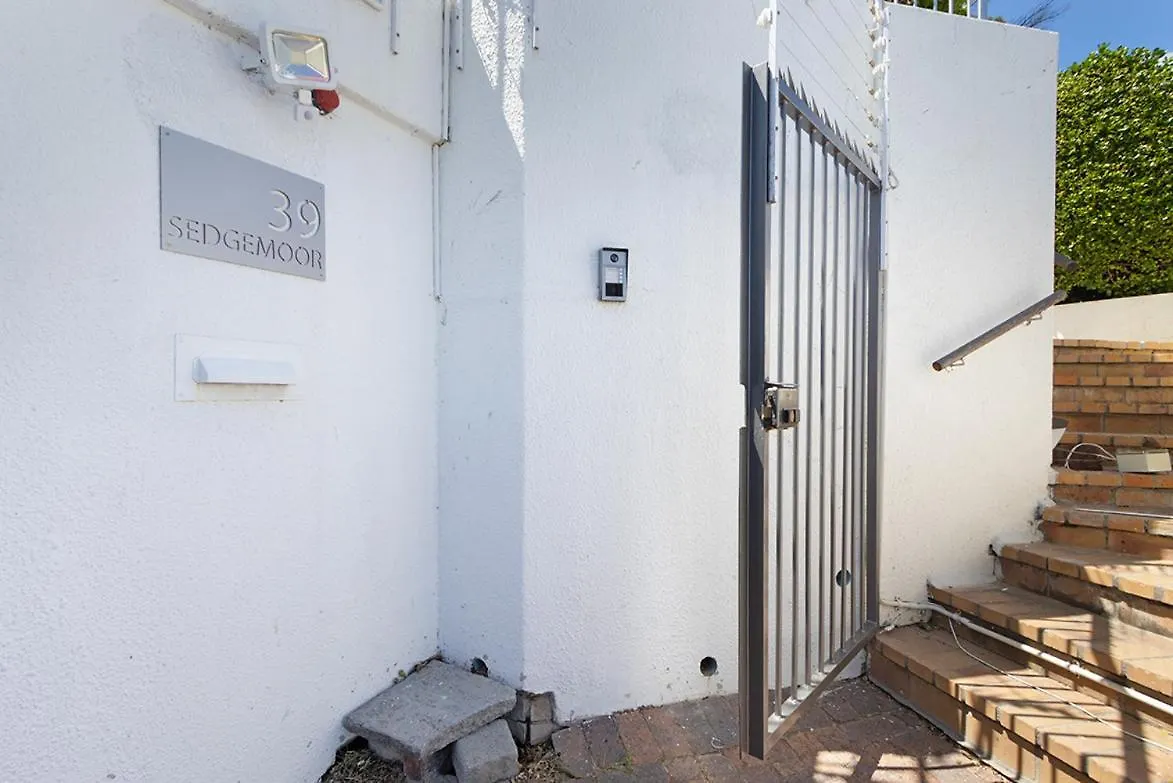 Camps Bay Private Room And Bathroom ケープタウン 南アフリカ
